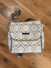 Petunia Pickle Bottom Boxy Backpack Floral Baby Diaper Bag Light Blue