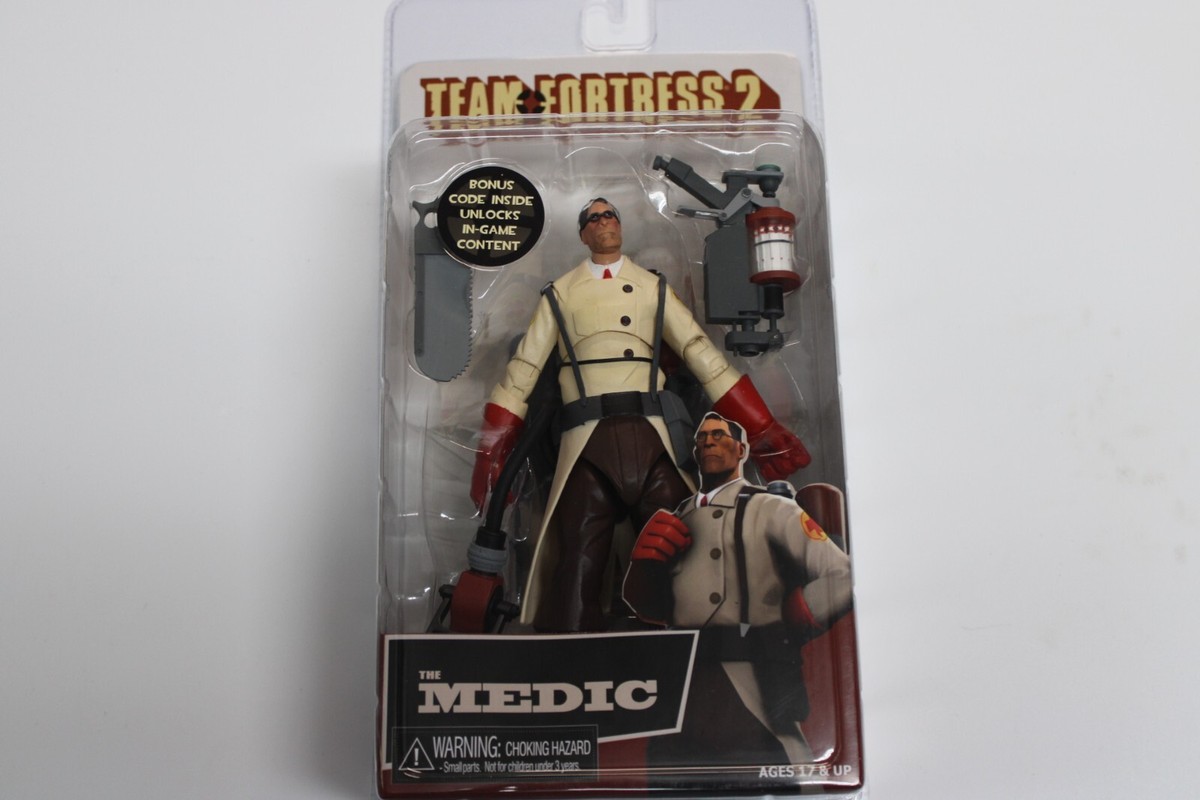 NECA RED Medic レッド メディック チームフォートレス2 Red Medic TF2 Action Figure Review from NECA - YouTube