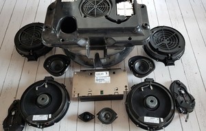 porsche cayenne subwoofer