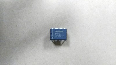 Maxim MAX187BCPA 12-Bit Low Power A/D Converter PDIP8 x 1PC NEW