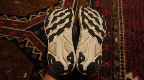 Zapatos para correr Hoka One One Clifton 9 para mujer talla 7,5 B BWHT 1127896 - Imagen 6 de 11