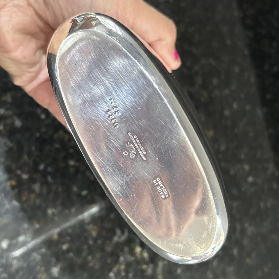 RARO ANTIGUO ENORME FRASCO DE CADERA GIGANTE PLATEADO - JAMES DIXON 27 OZ Foto 4 de 4