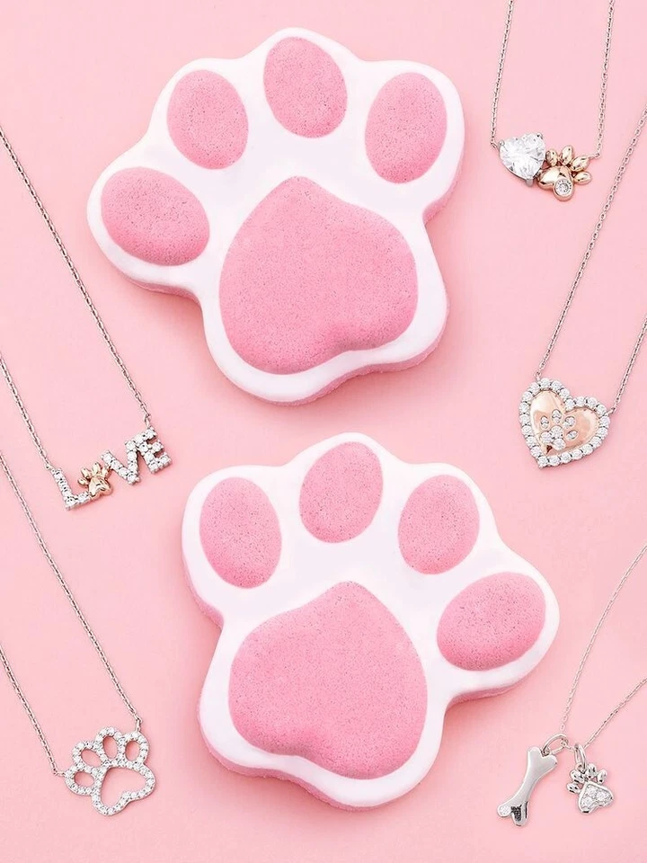 Charmed Aroma Be Pawesome Ring Candle 925 Sterling Silver Size 6 & Paw Bath Bomb - Image 4 of 4