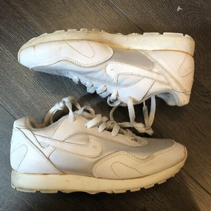 vintage white nike sneakers