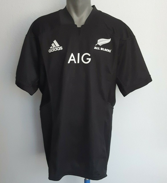 black rugby jersey