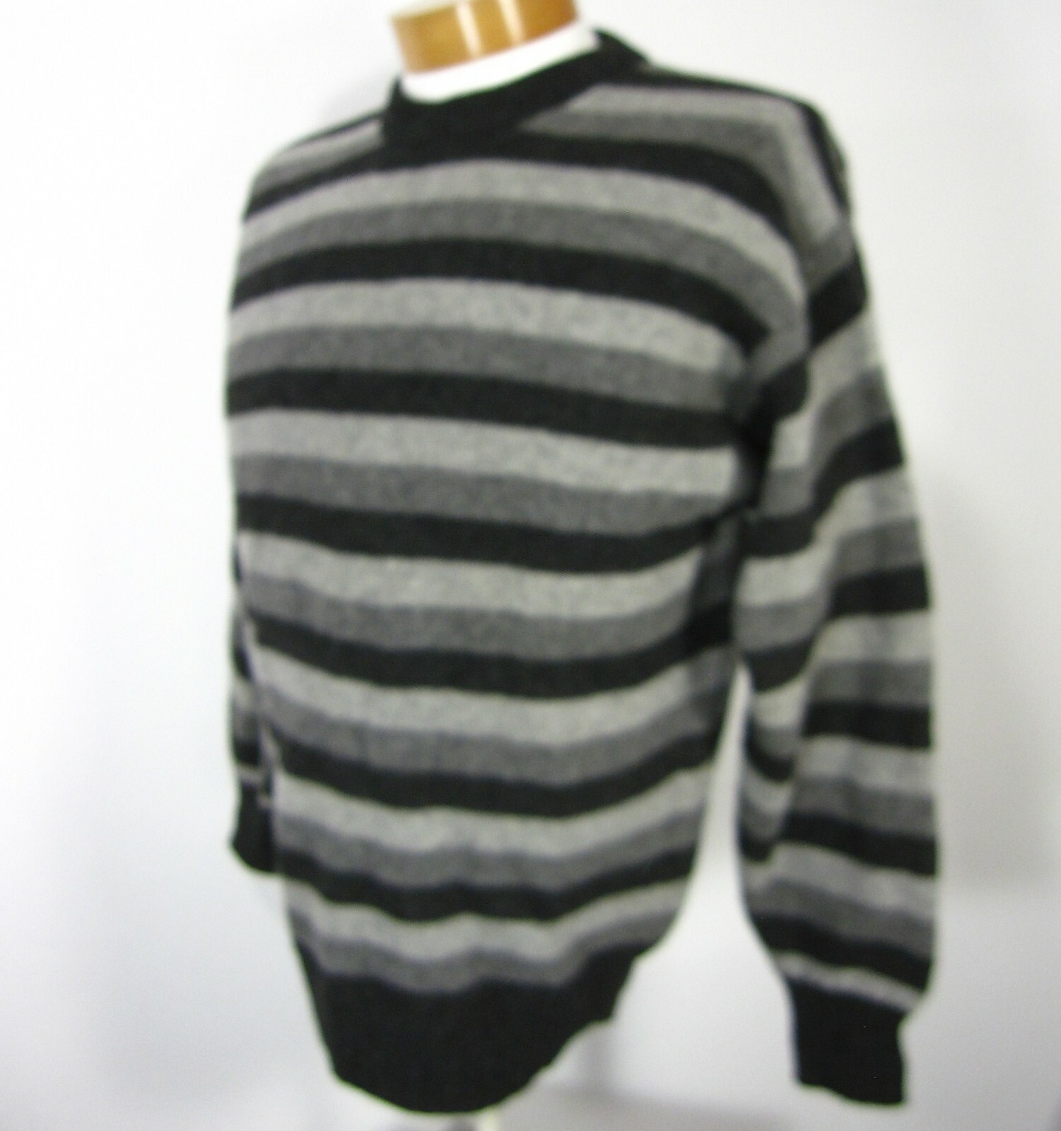 Mc George Long Sleeve Super Lambswool Made in Scotland Sweater L Large Gray image 8