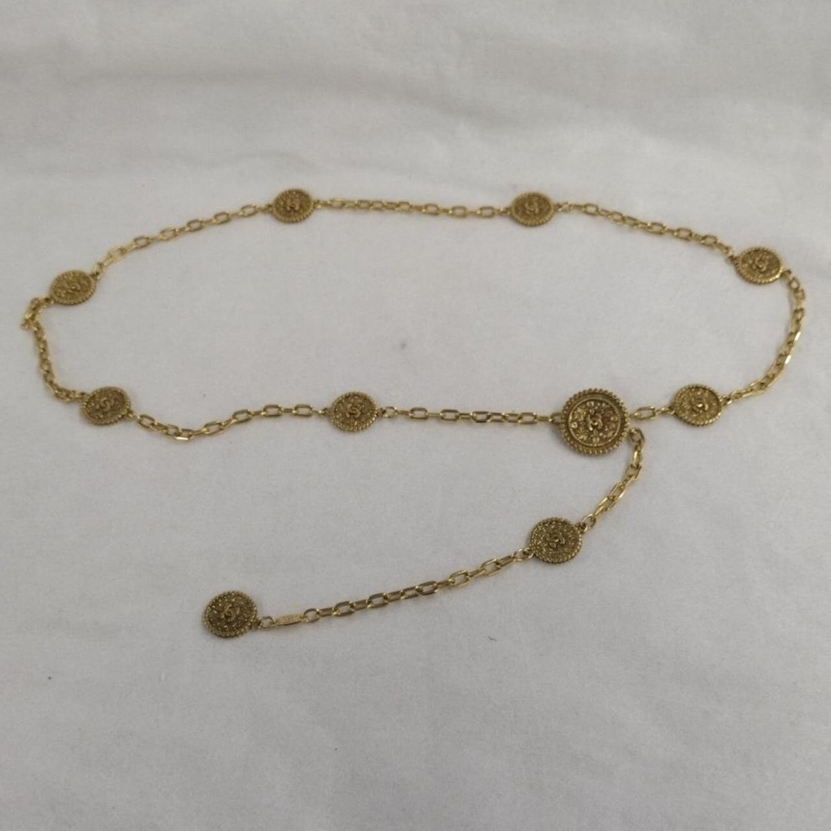 Chanel Coin Medal Chain Belt GP Gold Women display picture 1
