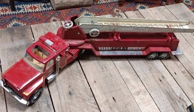 Vintage Nylint Pressed Steel Aerial Hook & Ladder Fire Truck   Red   As-Is