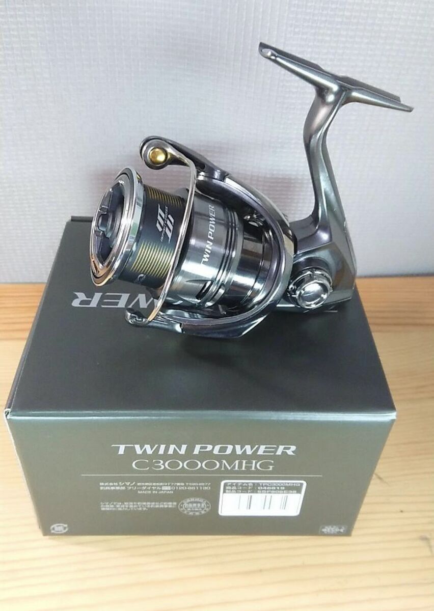 SHIMANO : TWIN POWER C3000-MHG, Core Solid, Tough Spinning SHIMANO : TWIN POWER C3000-MHG, Core Solid, Tough Spinning