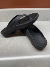 OOFOS Casual Slip On Flip Flop Sandal Womens Size 10 Mens Size 8 EU 41 Black