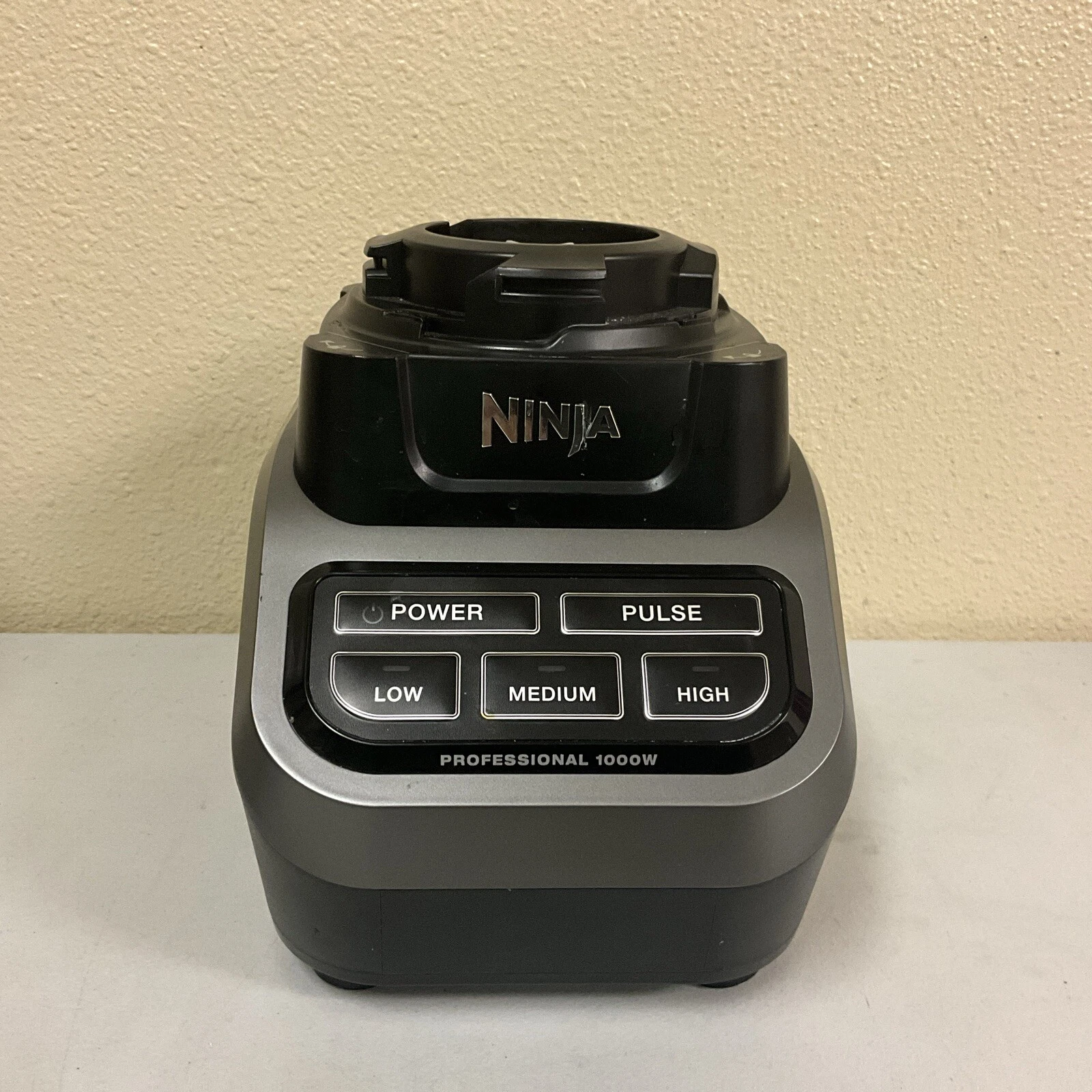 Ninja Blender Professional 1,000 Watts Replacement Motor Base CO610B