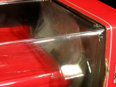 DV10407 ANSON 1/18 Ford Thunderbird 1963 Beige Siege Rouge Ref 30334