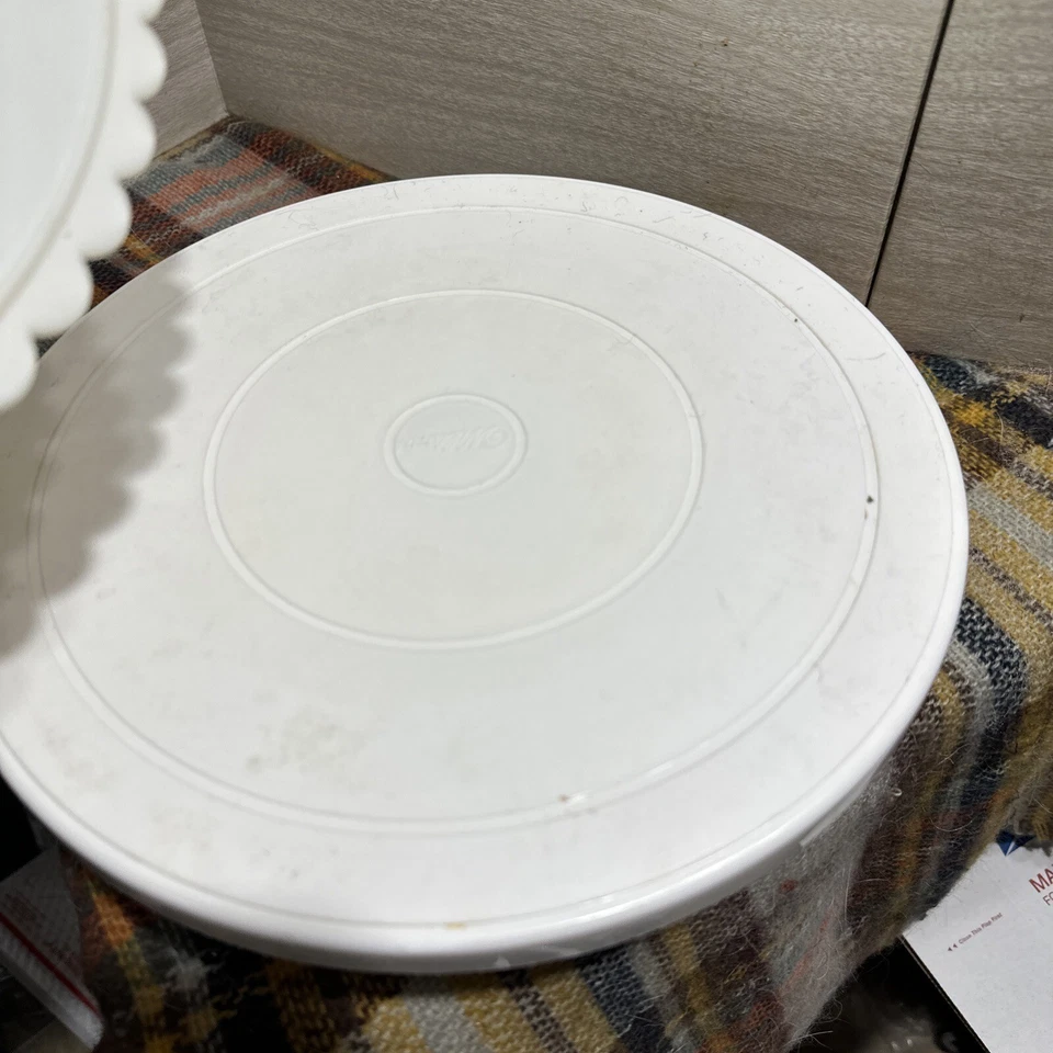 Wilton旋转蛋糕架滚珠轴承11英寸蛋糕装饰 — 第 2/3 张图片