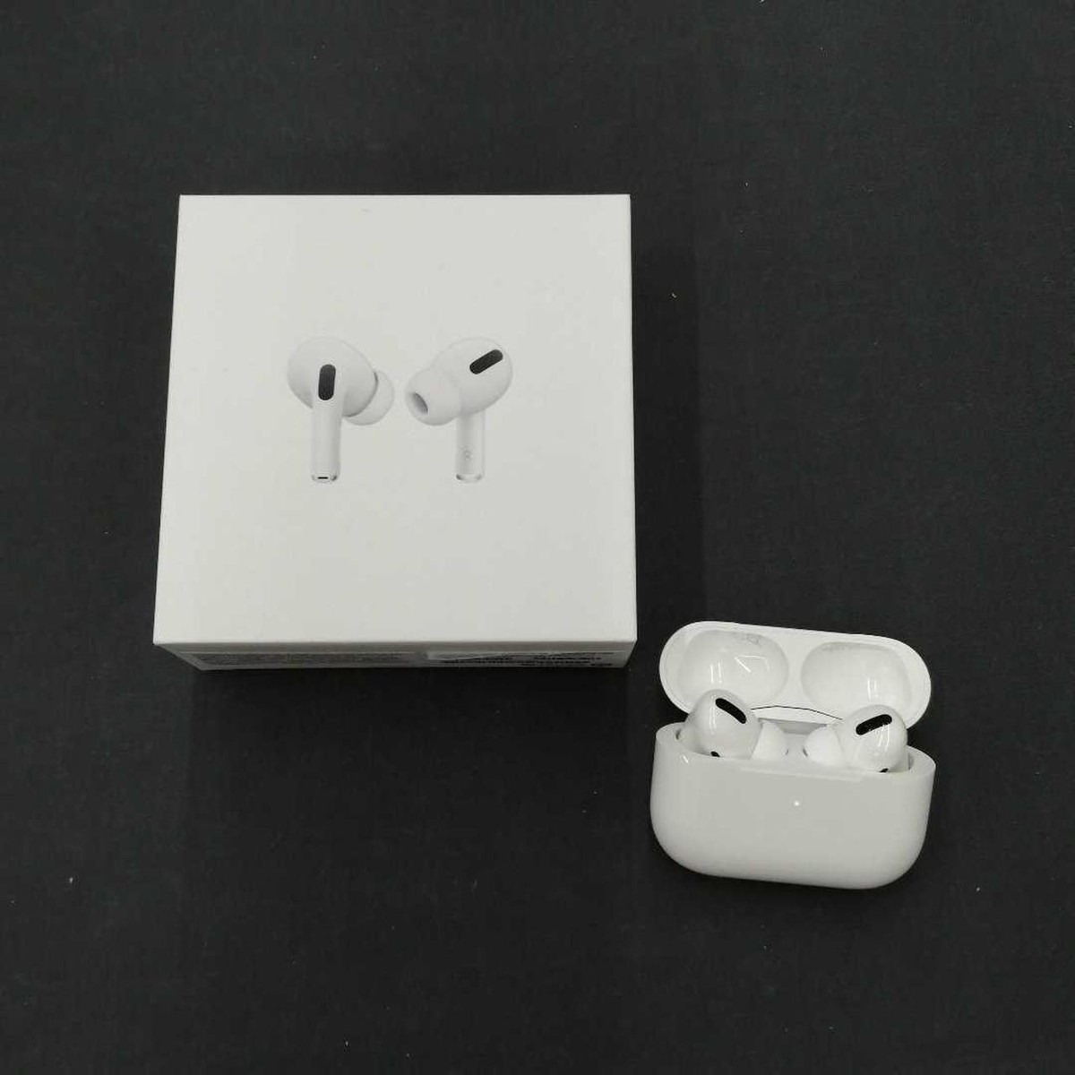 【即購入可】 Apple AirPods Pro MLWK3JA Apple AirPods Pro MLWK3J/A MagSafe充電ケース付き 【送料無料