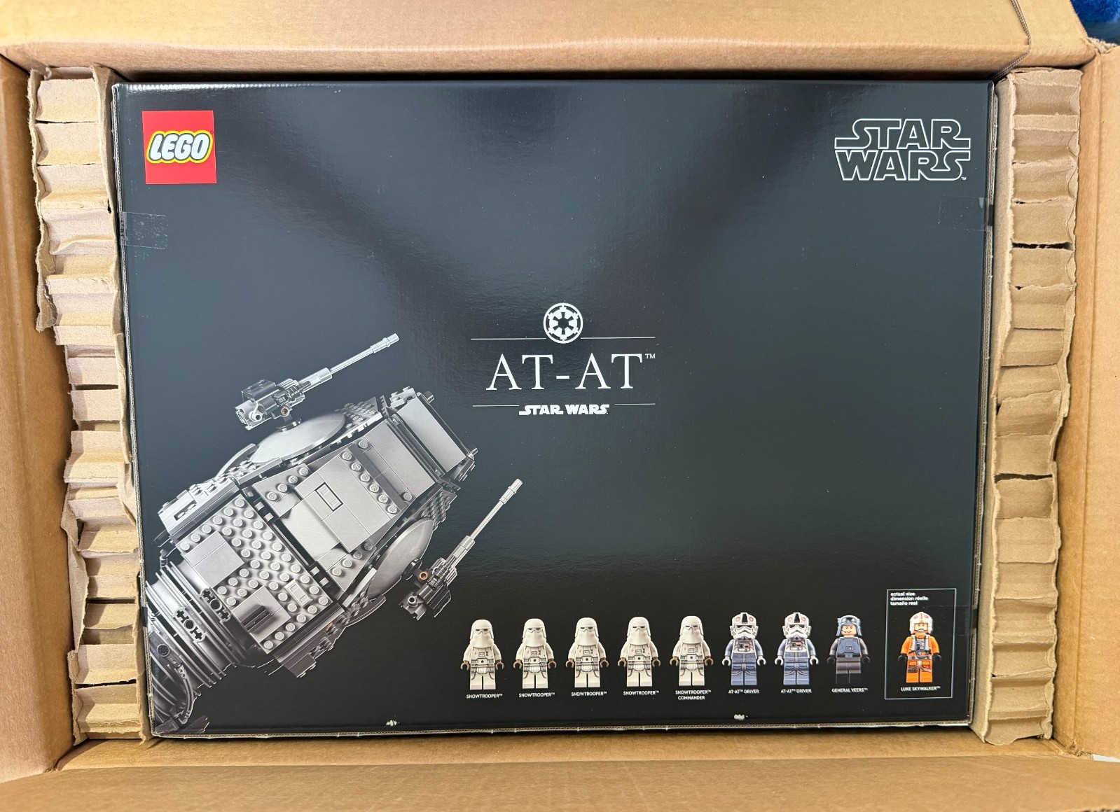 LEGO Star Wars: AT-AT (75313) Ultimate Collector Series