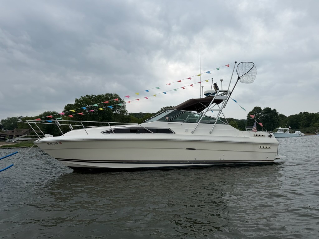 1986 Searay 270 29'2" Cruiser w/ Title 