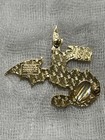 Hard Rock Cafe Orlando Birthstone Red/Yellow Dragon August 2009 Peridot — photo 2