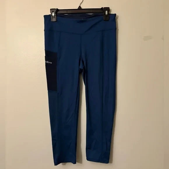 Grundens Blue Cropped Athletic Pocket Leggings, Women’s Medium
Opens in a new window or tab