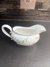 Portmeirion Welsh Wild Flowers China Gravy Jug Boat 23cm Angharad Menna