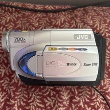 Jvc Camcorder High Resolution 700 X Digital Zoom Super Vhs
