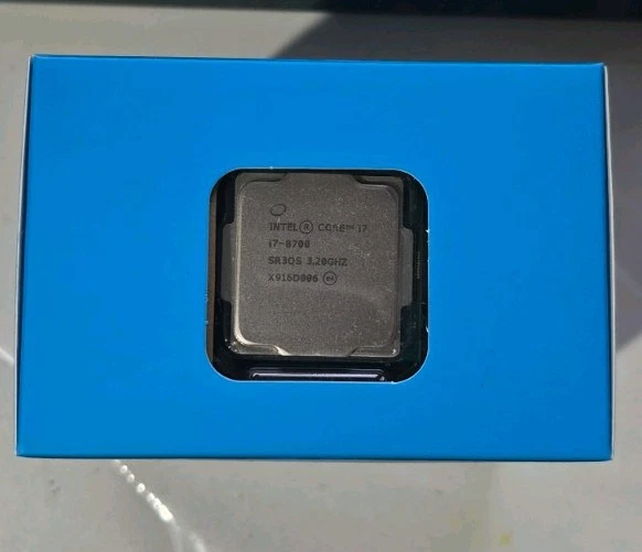 Intel Core i7-8700 6-core Brand new with core fan #K69237-001 - Image 3 of 4