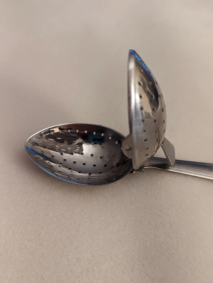 1 cuchara infusora de té de acero inoxidable - 6 pulgadas Foto 3 de 4