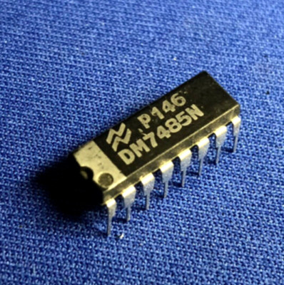 DM7485N NSC 7485N 16-PIN DIP RARE VINTAGE NOS LAST ONES QTY-1