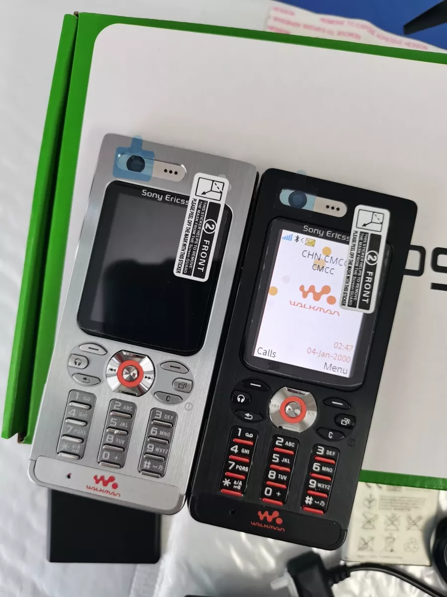 Review: Sony Ericsson W880i Cell Phone