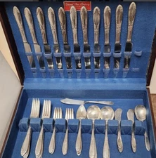 69-piece NATIONAL SILVER CO. silver-plated "Martinique" cutlery set with box1940