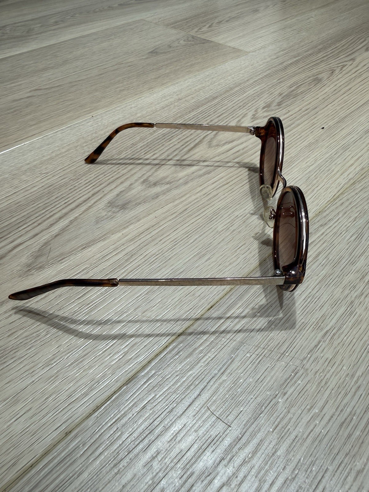 American Eagle 4922 Tortoise Shell Round Sunglass… - image 2