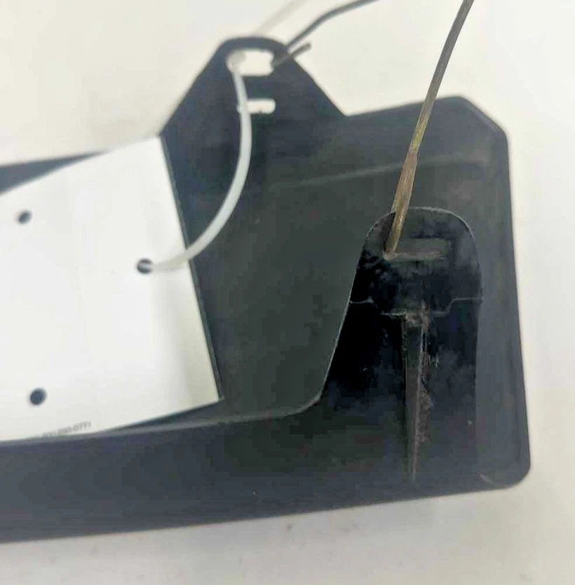 1993 Chevrolet Cavalier Grille Panel Front Grill Panel - Imagem 4 de 4