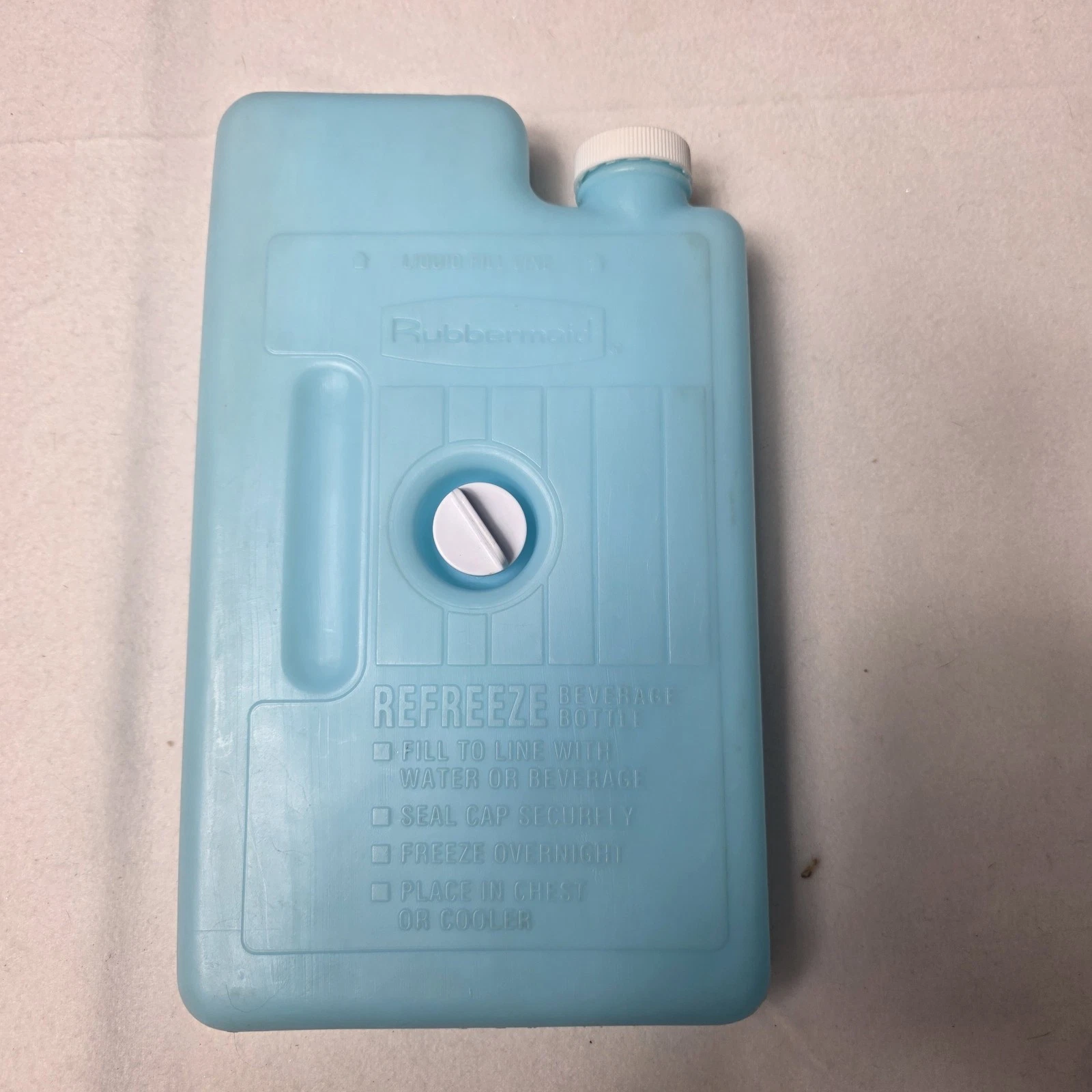Vintage Rubbermaid Gott Screw In Refreeze Beverage Bottle 8280 Cooler Ice Pack