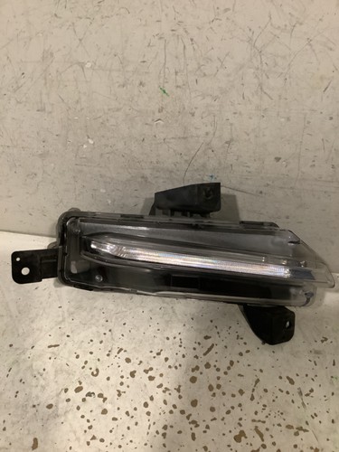 2019-2024  CHEVROLET CAMARO PASSENGER RH LED DRL OEM C49R-20961 TL