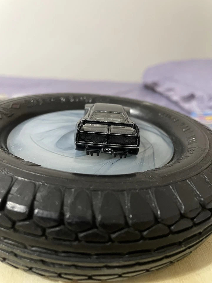 HOT WHEELS FERRARI F-40 COMPETIZIONE STH 2026 PROTOTYPE BLACK/REAR LOUVER WINDOW - image 4 of 4