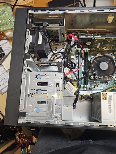 Lenovo ThinkStation P300 Workstation i7-4790 @ 3.60GHz 16GB,1TB HDD,NVIDIA K2200 - Picture 13 of 22
