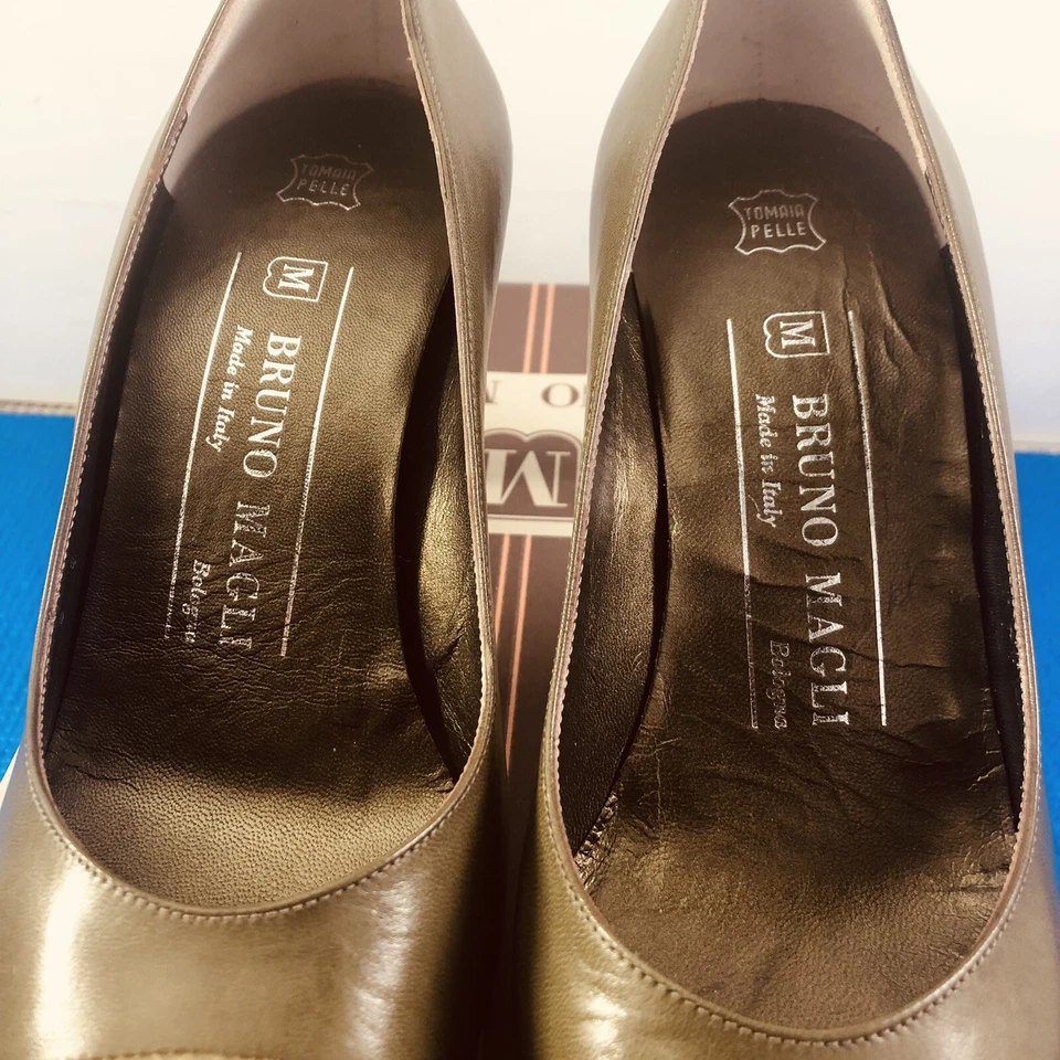 Bruno Magli Women Green Snake Toe Leather Pumps Shoes Block Heel Sz 5B Italy - Image 2 of 4