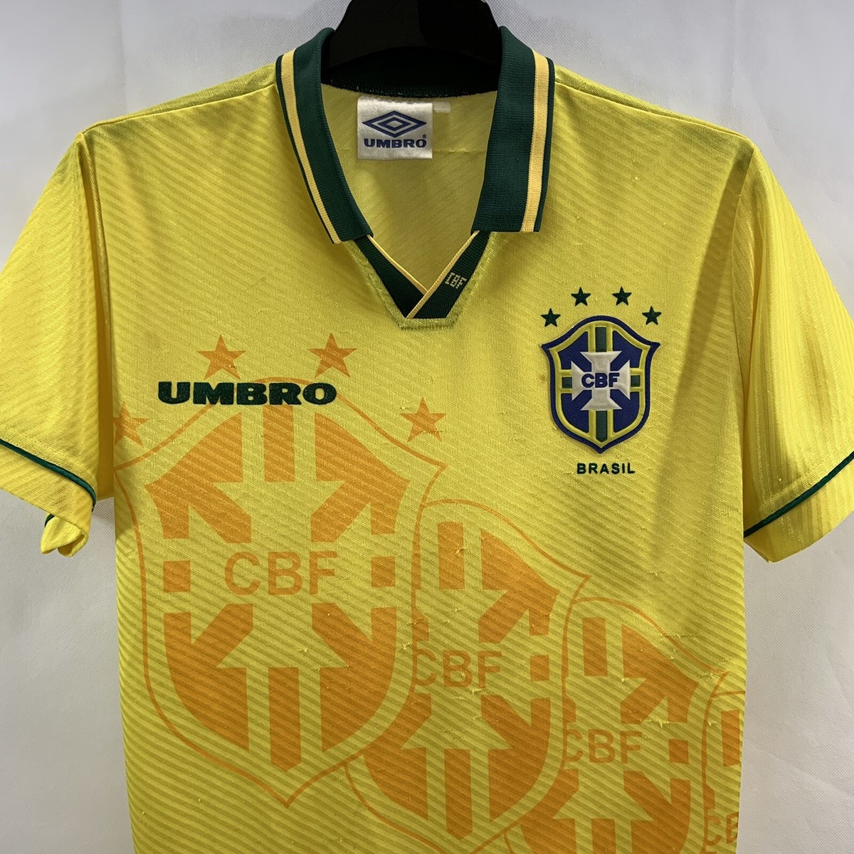ウェア BRAZIL - 1994 (Home) Vintage Brazil Football Home Shirt 1993-1994 (L) Umbro