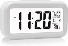 4.5" LED Display Digital Alarm Clock Battery Operated/Night Light with Whit