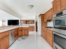 Bosch 800 Series HBL8651UC 30 in. Electric Wall Oven Stainless Steel - Silver 