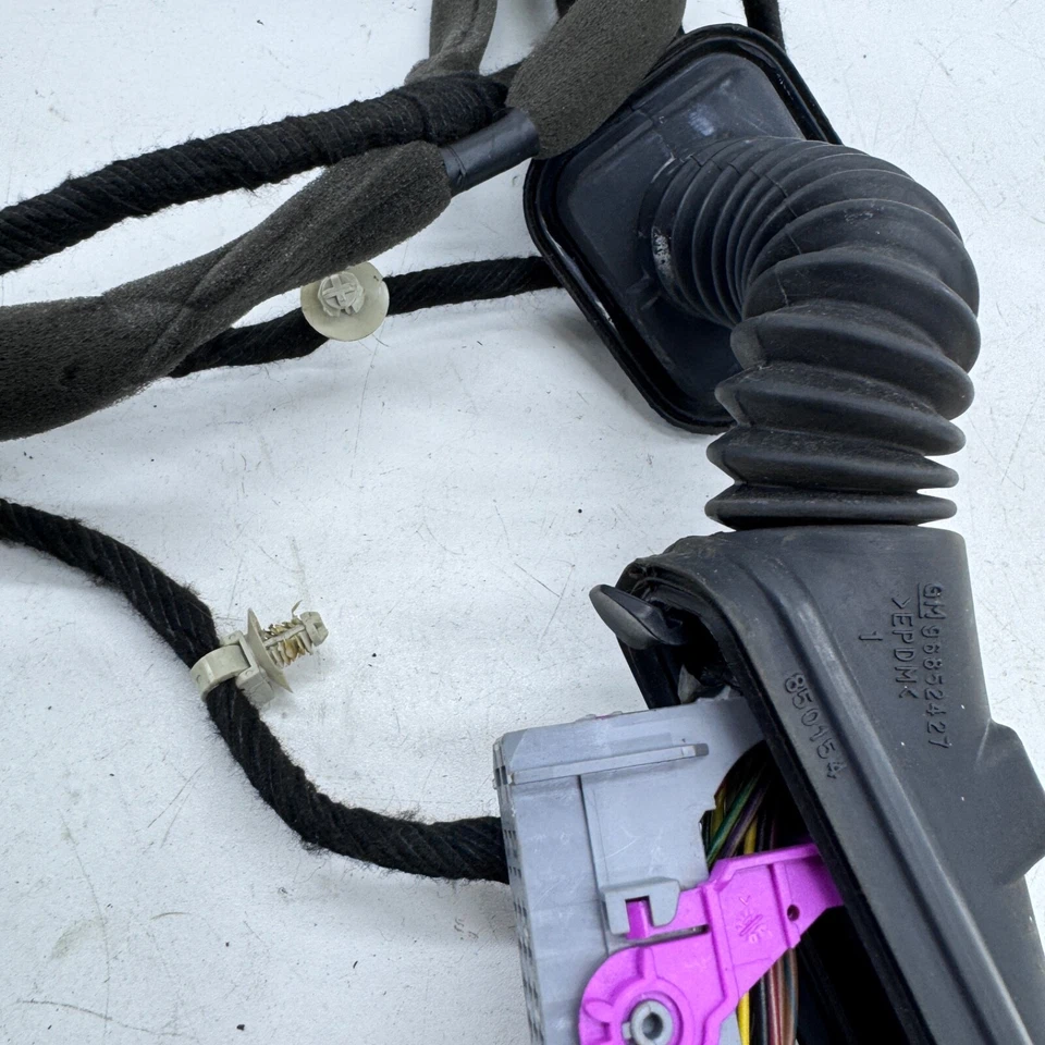 CHEVROLET ORLANDO DOOR LOOM 95907212 OSF RH DRIVER FRONT RIGHT 10-18 — 第 3/4 张图片