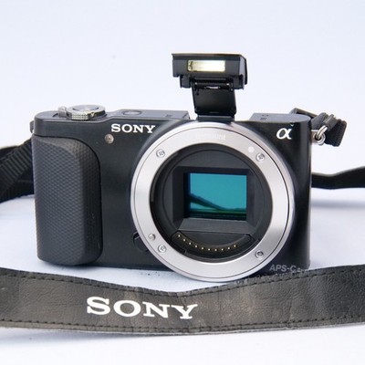 Sony Alpha NEX-3N Mirrorless 16.1MP Digital Camera Body Only No Battery