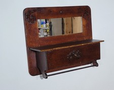 Specchio antico da barba in rovere con cassetto e portasciugamani