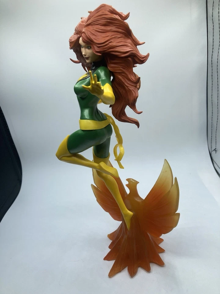 2018 Diamond Select Toys Gallery Phoenix 10” PVC Diorama Jean Cinza Marvel Sem Caixa - Imagem 2 de 4