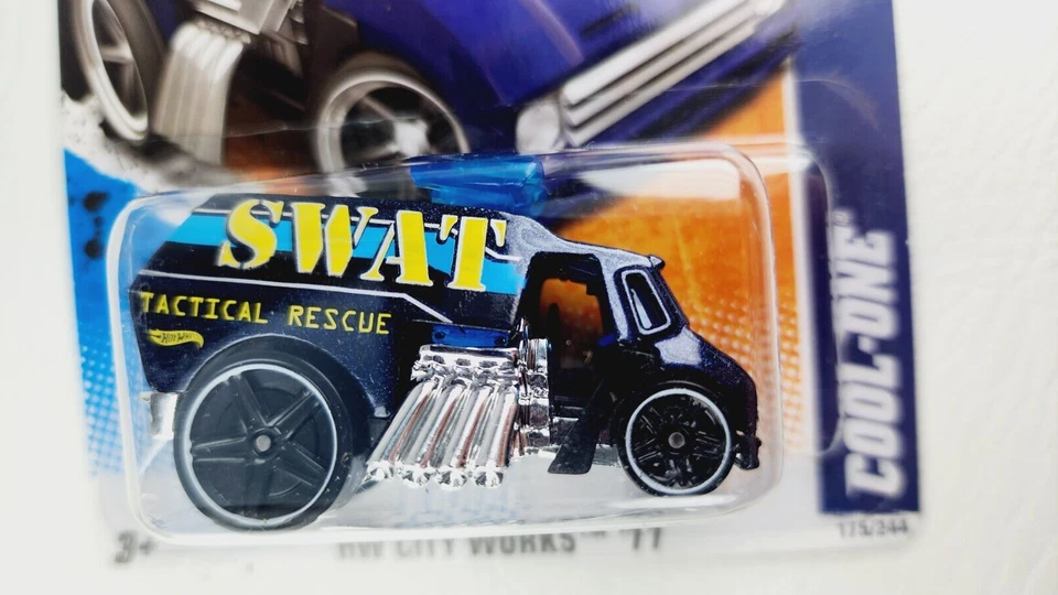 2011 Hot Wheels город работает 5/10 * COOL-ONE * коллекционер #175/244 литой нераспечатанный - Изображение 2 из 4