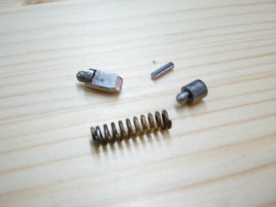 Ruger GP100 .357 Magnum Factory Stainless Trigger Link Spring Plunger Pin Group