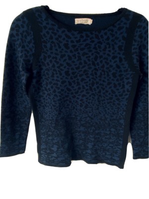 Velvet by Graham and Spencer Blue Black Animal Print Sweater Size Small Cashmere | eBay Velvet by Graham and Spencer Blue Black Animal Print Sweater Size Small Cashmere | eBay