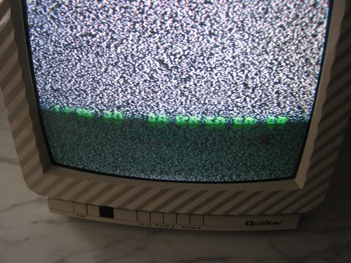 Vtg Analog Quasar Model TP1020DH color TV Year 1990 9 With remote gaming