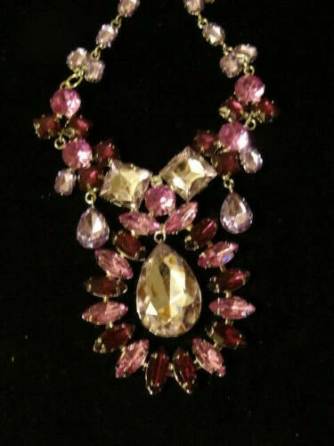 Бижутерия модная NEXT со стразами