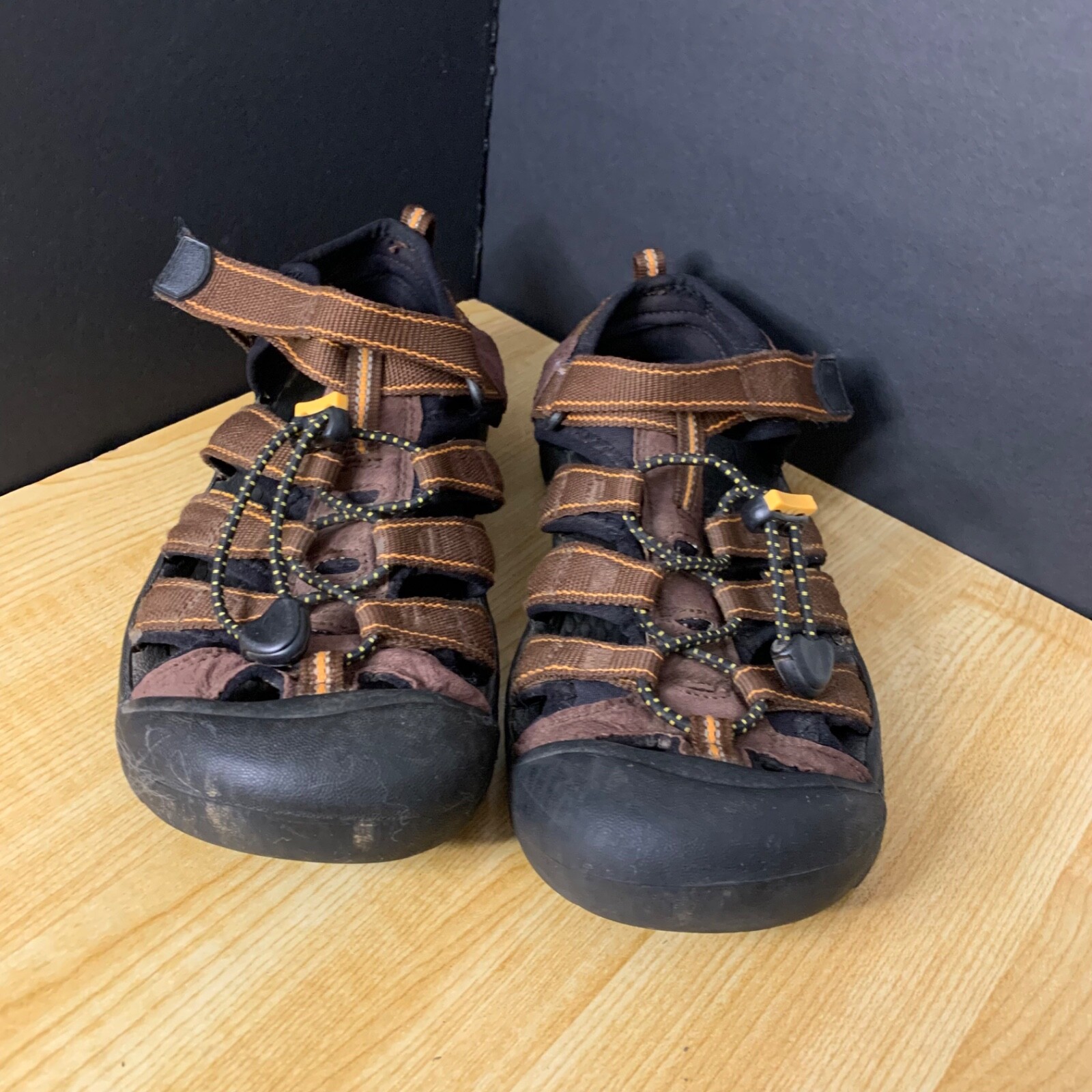 KEEN NEWPORT H2 WATERPROOF SANDALS Brown BISON/WET SAND MEN'S SIZE