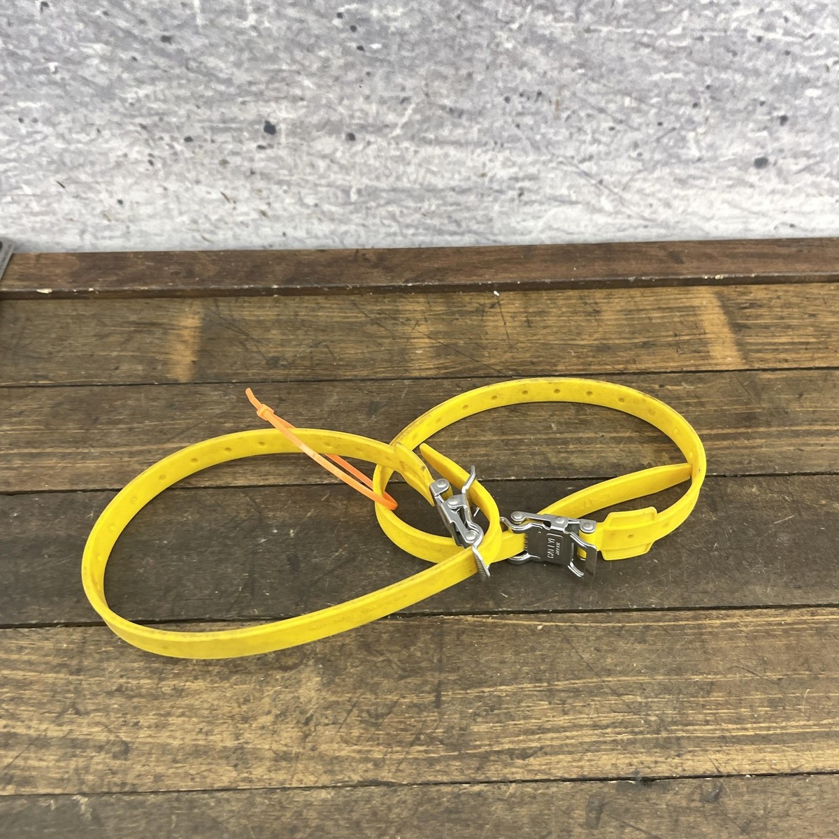 ネコ山 Vintage Cat Eye Yellow Toe Straps Japan Tsuyama Cycling Pedals